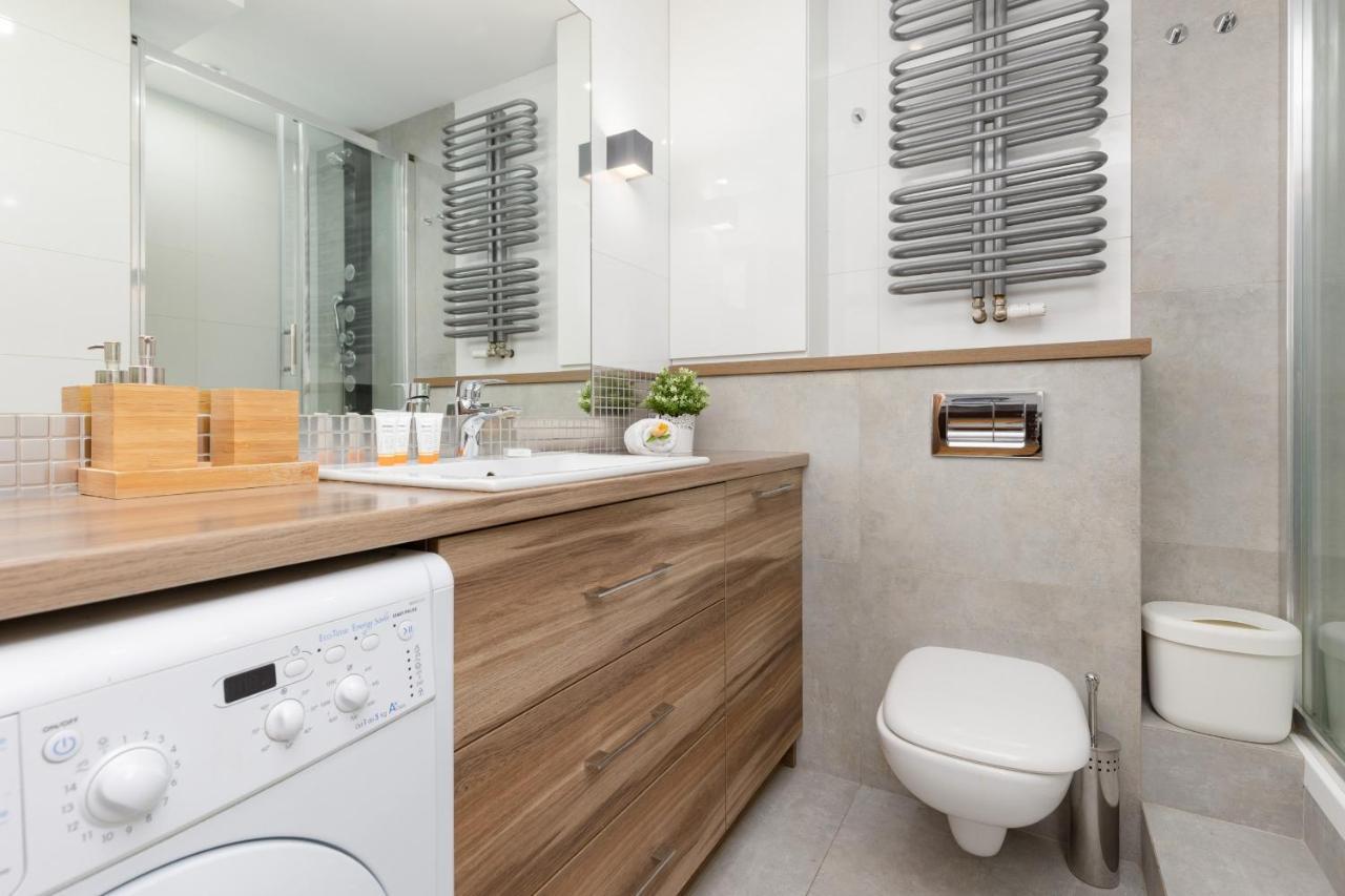 Warsaw Magellana Apartment By Noclegi Renters Exteriér fotografie